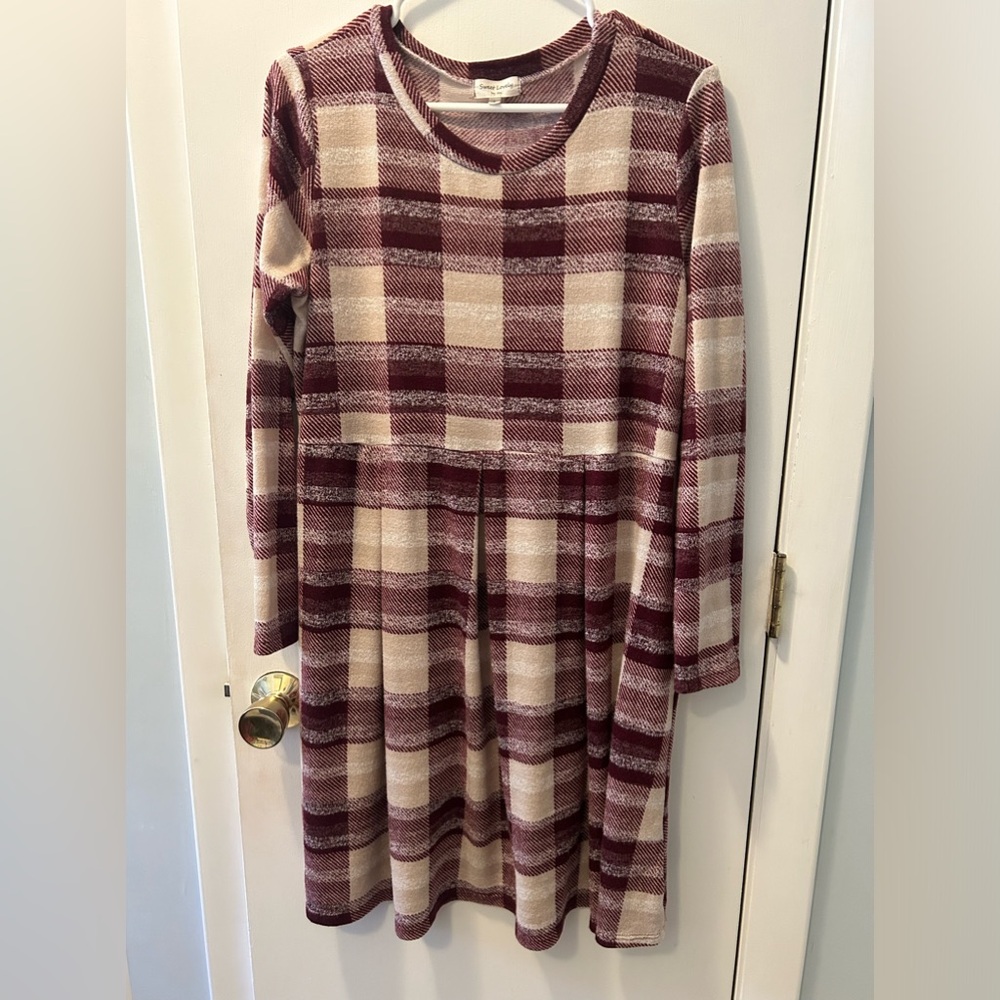 Comfortable plaid dress with pockets